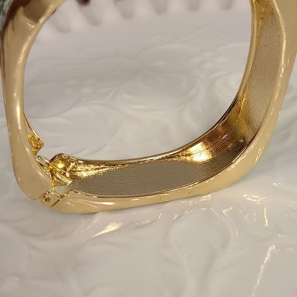 Square Clamp Bangle - Picture 11 of 16